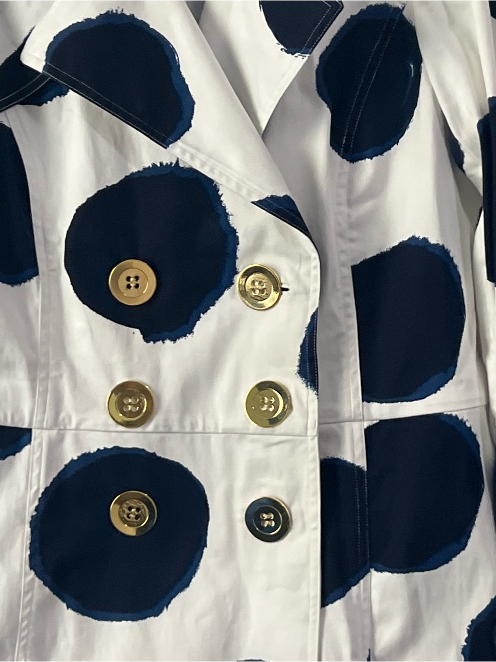 just be White Trench Coat with Black Polka Dots and Gold Buttons, Size XL - Picture 5 of 13